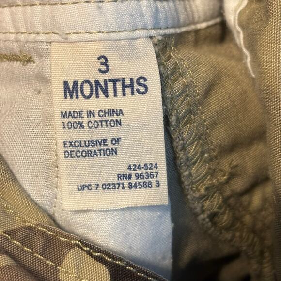 OshKosh B'gosh Camouflage Overalls Boys Size 3 months Baby - Picture 4 of 4